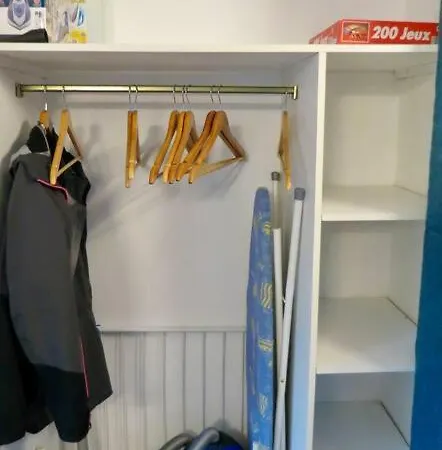 De La Place 公寓 *